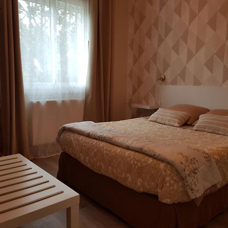 Chez Zabou Panzió Amboise Kültér fotó